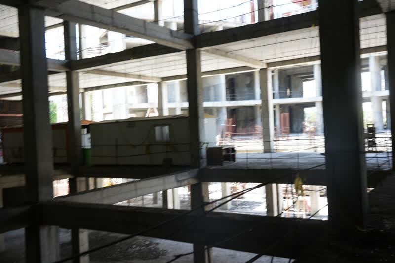 ادامه هتل«صخرهای»معطل راه دسترسی/استاندار:سرمایهگذار حمایت شود