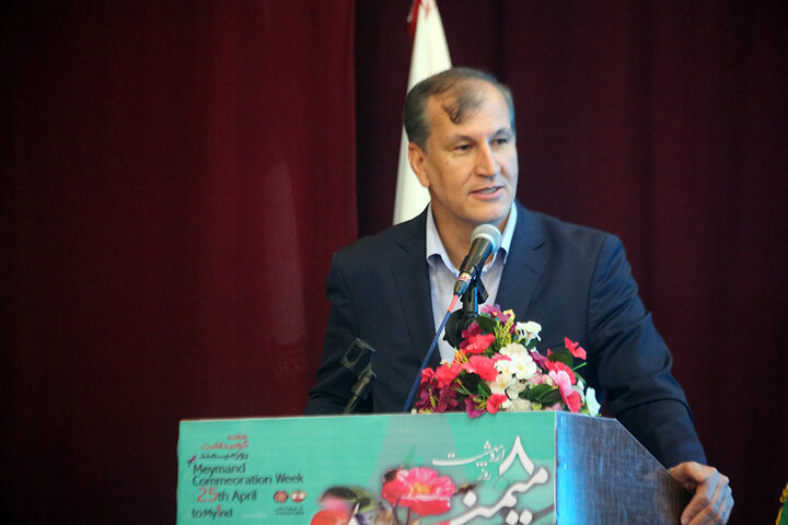 میمند؛ از شهرت به شهر گل و گلاب تا تبدیل شدن به شهر ملی شیشهگری