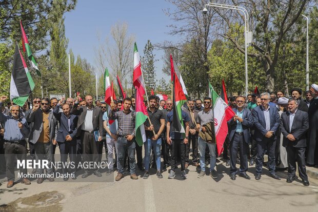 İran üniversitelerinden ABD'li öğrencilerin Filistin eylemlerine destek