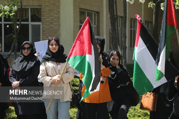 تجمع دانشگاهیان اردبیل در حمایت از خیزش دانشجویان آمریکایی
