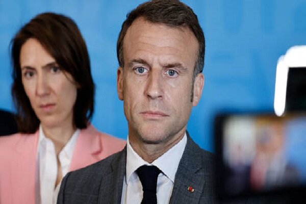 Macron ready to 'open debate' on nuclear European defense