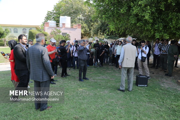 بازدید خبرنگاران رسانه‌های خارجی از مکان رویدادهای استان بوشهر به مناسبت روز ملی خلیج فارس انجام شد