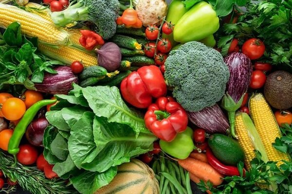 قیمت انواع سبزیجات برگی و غیربرگی در میادین میوه و تره‌بار