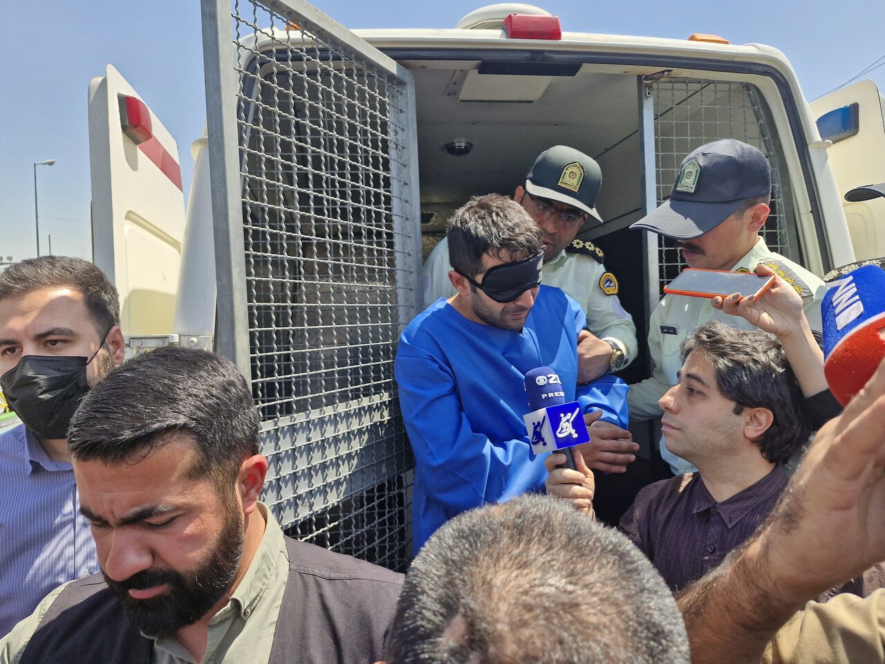 ماجرای ضرب و شتم در اتوبوس BRT/ هشدار پلیس به مجرمان ماجرای ضرب و شتم در اتوبوس BRT/ هشدار پلیس به مجرمان