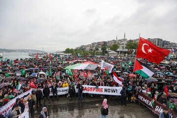 تظاهرات باشکوه مردم ترکیه در حمایت از غزه/ خیابان‌ها را خالی نخواهیم کرد+ فیلم و عکس