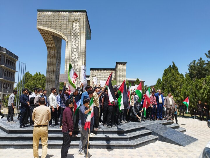 تجمع دانشجویان دانشگاه فرهنگیان در حمایت از دانشجویان آمریکایی