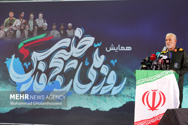همایش روز ملی خلیج فارس روی عرشه ناو در بوشهر