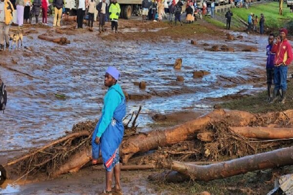 Kenya'da baraj çöktü: En az 42 kişi öldü