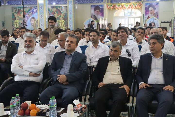 برگزاری بیش از ۲۰۰ برنامه ویژه هفته کار و کارگر در استان بوشهر برگزاری بیش از ۲۰۰ برنامه ویژه هفته کار و کارگر در استان بوشهر