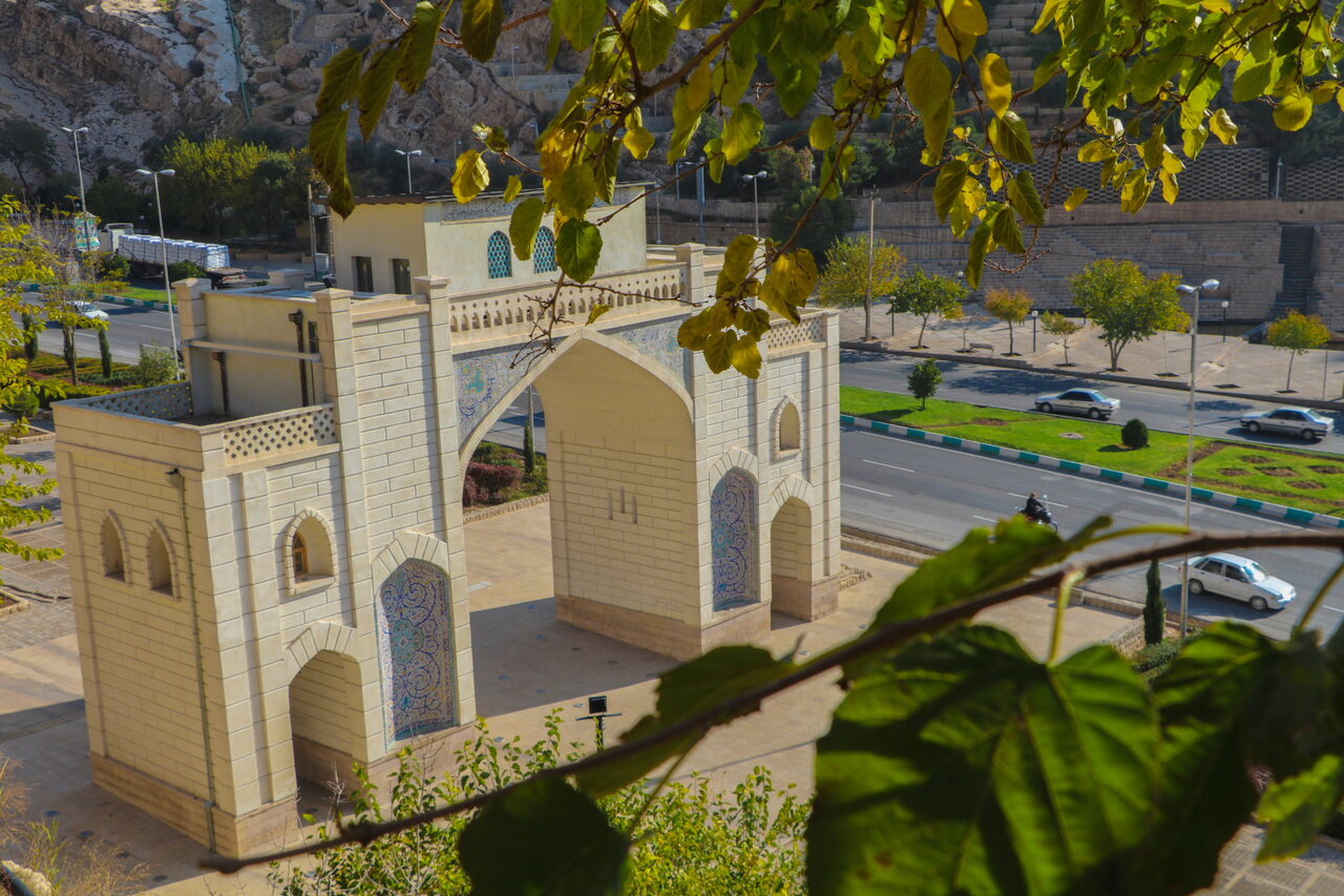 کمال نامه ی مستان حیدری / امیرالمؤمنین در شعر خواجوی کرمانی