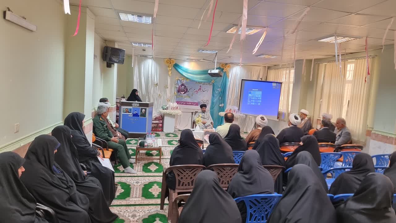 آثار شهید مطهری باید به نسل جوان جامعه معرفی شود