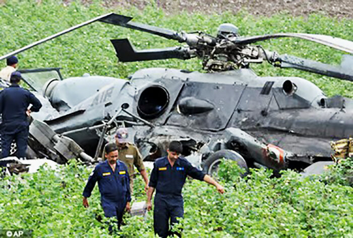 سقوط بالگرد ارتش کلمبیا در منطقه جنگی/ تمام ۹ سرنشین کشته شدند