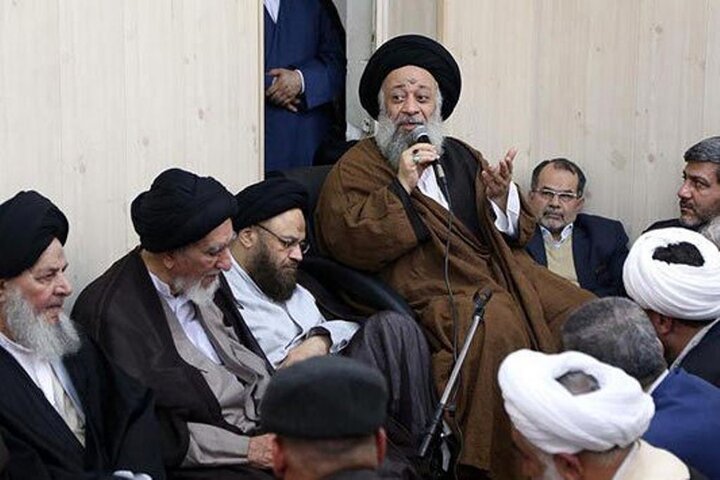 نیم قرن مجاهدت «فقیه مجاهد»/ از تاسیس شبکه ماهواره ای تا دانشگاه