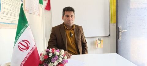 ۲ معلم لرستانی برگزیده کشوری شدند