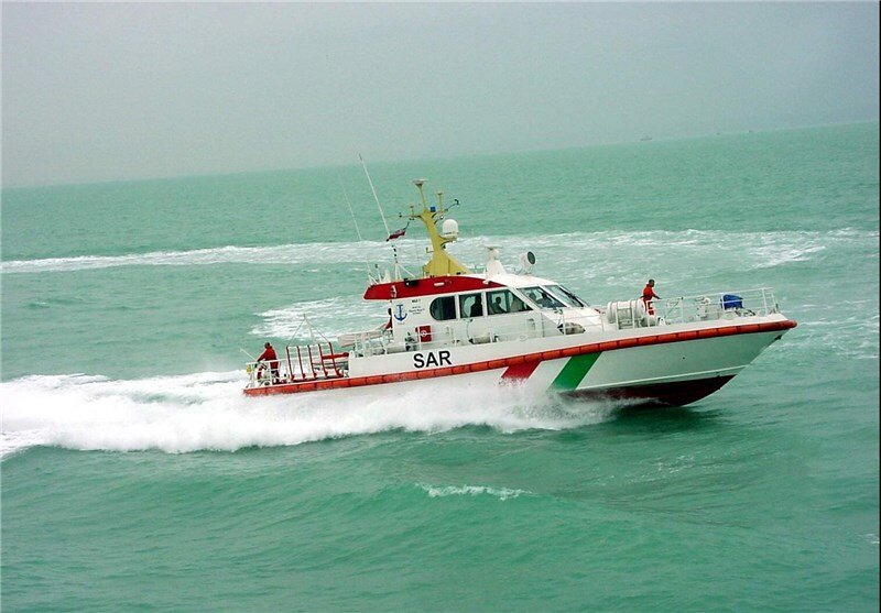 ۲ سرنشین قایق مفقود شده در آب‌های محدوده جزیره خارگ نجات یافتند