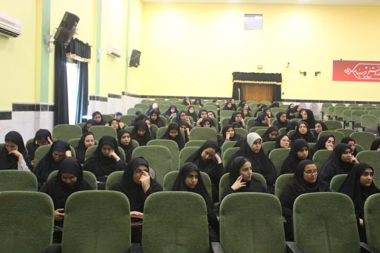 همایش علمی تاریخ، فرهنگ و جغرافیای خلیج فارس برگزار شد