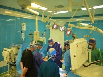 انجام عمل جراحی تعبیه کاتتر صفاقی به روش لاپاراسکوپی در سنندج