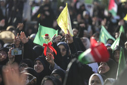 تجمع بزرگ مردم اصفهان در حمایت از طرح نور