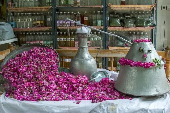 ثبت جشنواره «گل محمدی و گلاب» شهابیه خمین در تقویم ملی