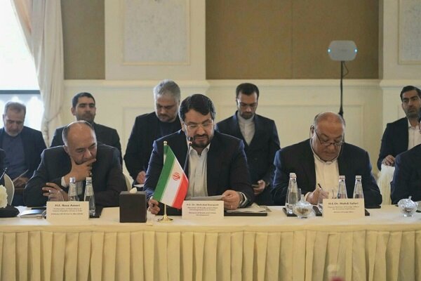 بذر باش: إيران لا تضع أي قيود على توسيع العلاقات مع الامارات وتطوير التجارة المشتركة