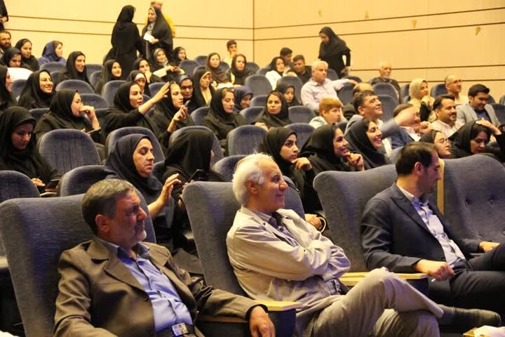 «بر بلندای حضور» برگزیدگان خود را شناخت