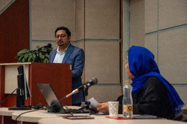 نگاهی به تغییرات جدید در جامعه ژاپن با محوریت خانوادههای ژاپنی نگاهی به تغییرات جدید در جامعه ژاپن با محوریت خانوادههای ژاپنی