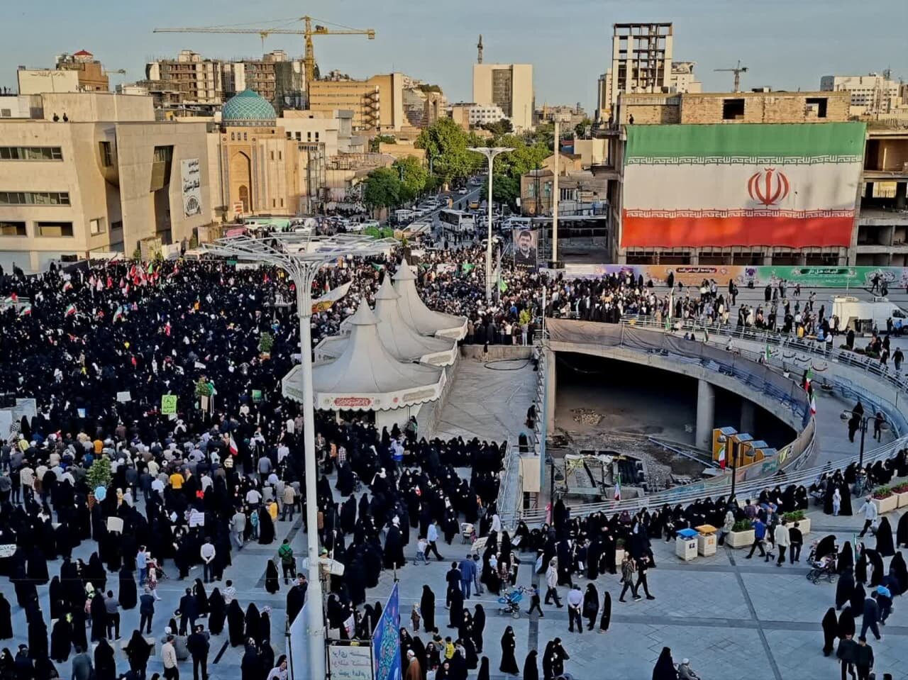 اجتماع عظیم مردم متدین مشهد مقدس در حمایت از طرح «نور» 