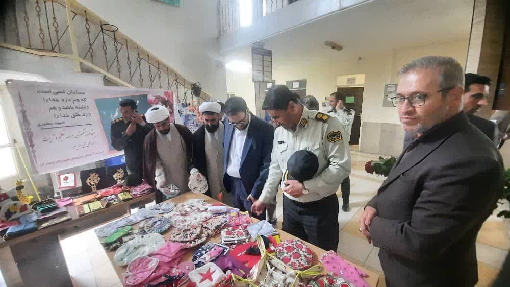 زنگ سپاس در آیین روز معلم در  پاسارگاد به صدا در آمد