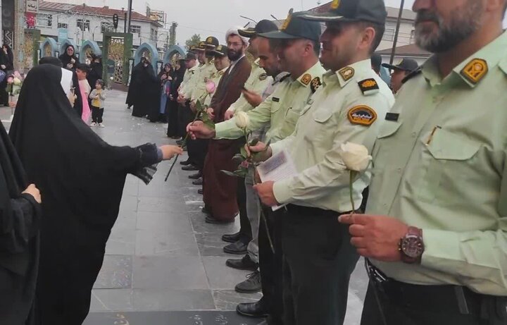 تجلیل مردم آستانه اشرفیه از پلیس در حمایت اجرای «طرح نور»