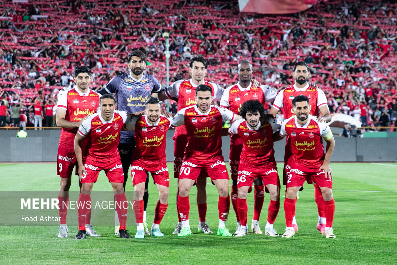 بازگشت رویایی پرسپولیس با صدرنشینی/سقوط استقلال به رده دوم + جدول بازگشت رویایی پرسپولیس با صدرنشینی/سقوط استقلال به رده دوم + جدول