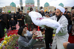 مسجد مقدس جمکران میں 2 گمنام شہداء کی تشییع جنازہ اور تدفین