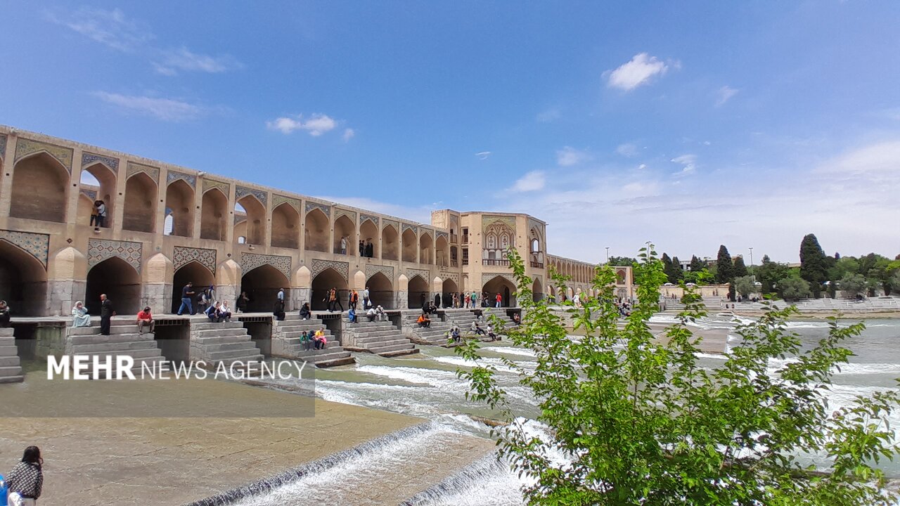 کیفیت هوای ۷ شهر اصفهان قابل قبول است