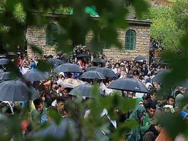 لغو مراسم آیینی سنتی کومسای در هورامان کردستان به دلیل بارندگی