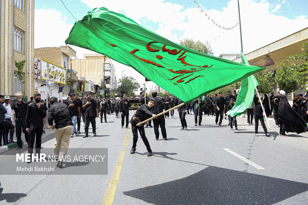 شهر کریمه اهل بیت(ع) سوگوار صادق آل محمد(ص) شد