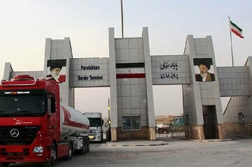 صادرات میوه و تره‌بار در مرز پرویزخان نیازمند هماهنگی با طرف عراقی است