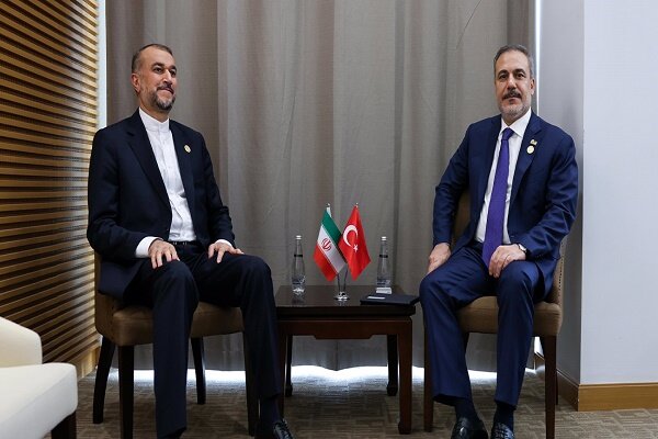 Emir Abdullahiyan, Fidan ile görüştü