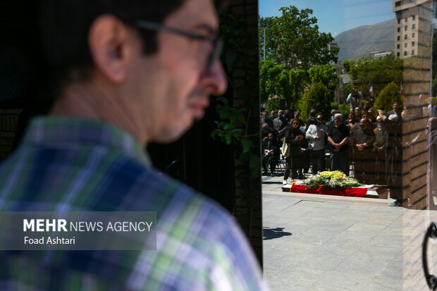 مراسم تشییع پیکر زنده یاد مسعود اسکویی