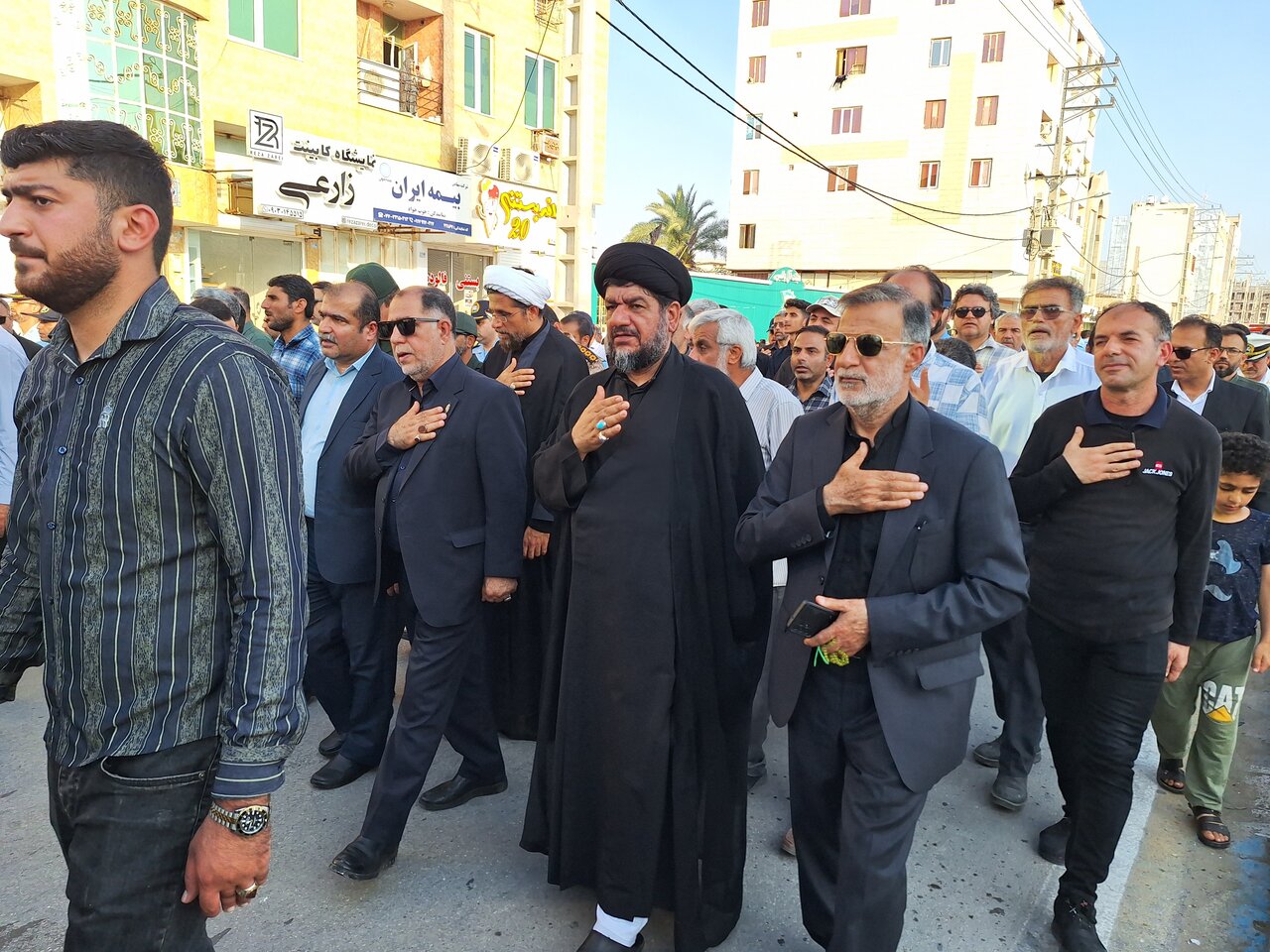 مراسم تشییع پیکر مطهر شهید «مرتضی غلامی» در گناوه برگزار شد