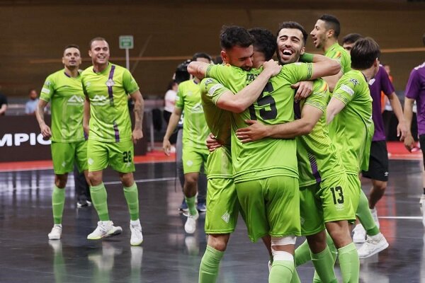 تمجید سرمربی مجارستان از فوتسال ایران / جزو بااستعدادهای جهان هستید 4