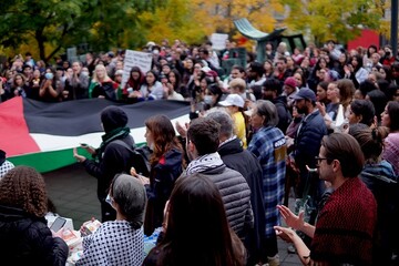 الطلاب في كندا ينضمون إلى ثورة الجامعات دعما لفلسطين