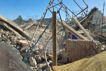 فروریختن یک ساختمان در آفریقای جنوبی/ ۵۹ نفر زیر آوار مدفون شدند+ تصاویر و فیلم