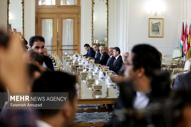 دیدار رئیس اقلیم کردستان عراق با وزیر امور خارجه ایران