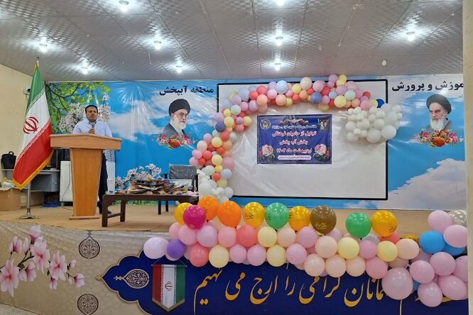 حامیان اکرام ایتام و محسنین فرهنگی بخش آبپخش تجلیل شدند حامیان اکرام ایتام و محسنین فرهنگی بخش آبپخش تجلیل شدند