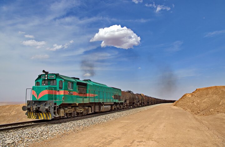 عملیات اجرایی راه‌آهن خرم‌آباد - اندیمشک آغاز شد