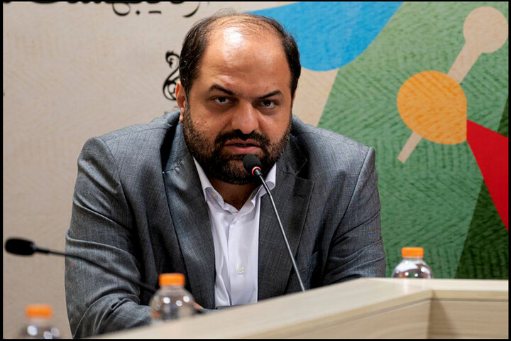 گروههای سرود در نمایشگاه کتاب به اجرا میپردازند گروههای سرود در نمایشگاه کتاب به اجرا میپردازند