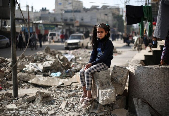İsrail saldırılarında Gazze'de 15 bin 517 çocuk şehit oldu