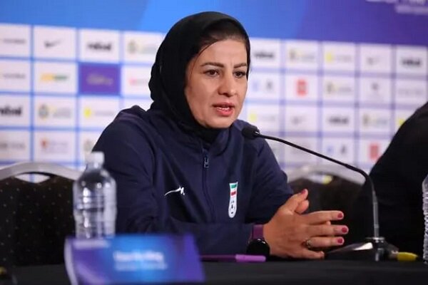 درخواست سرمربی تیم‌ ملی فوتبال زنان ایران از رییس فدراسیون 