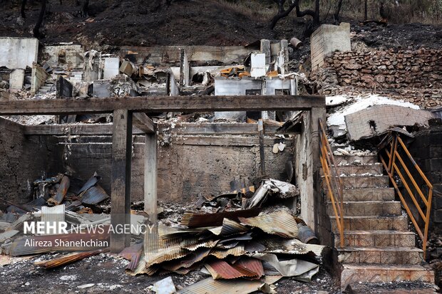 روایتی از جدال یک هفتهای «یاس و امید» در دهکده چوبی سوخته شفت