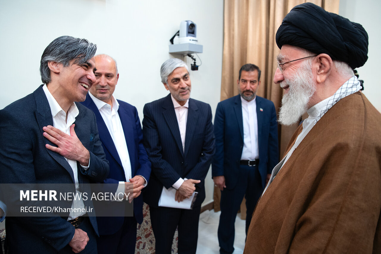گزارش تصویری دیدار اعضای تیم ملی فوتسال با رهبر انقلاب اسلامی
