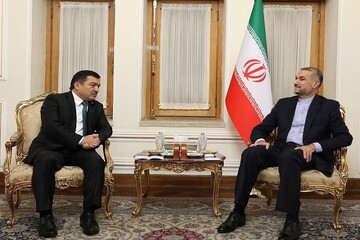 Emir Abdullahiyan Tacikistan Dışişleri Bakanı Yardımcısı ile görüştü